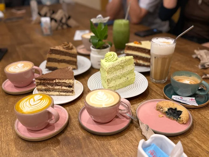 Vitrina de pastelería artesanal 100% sin TACC de Amitié